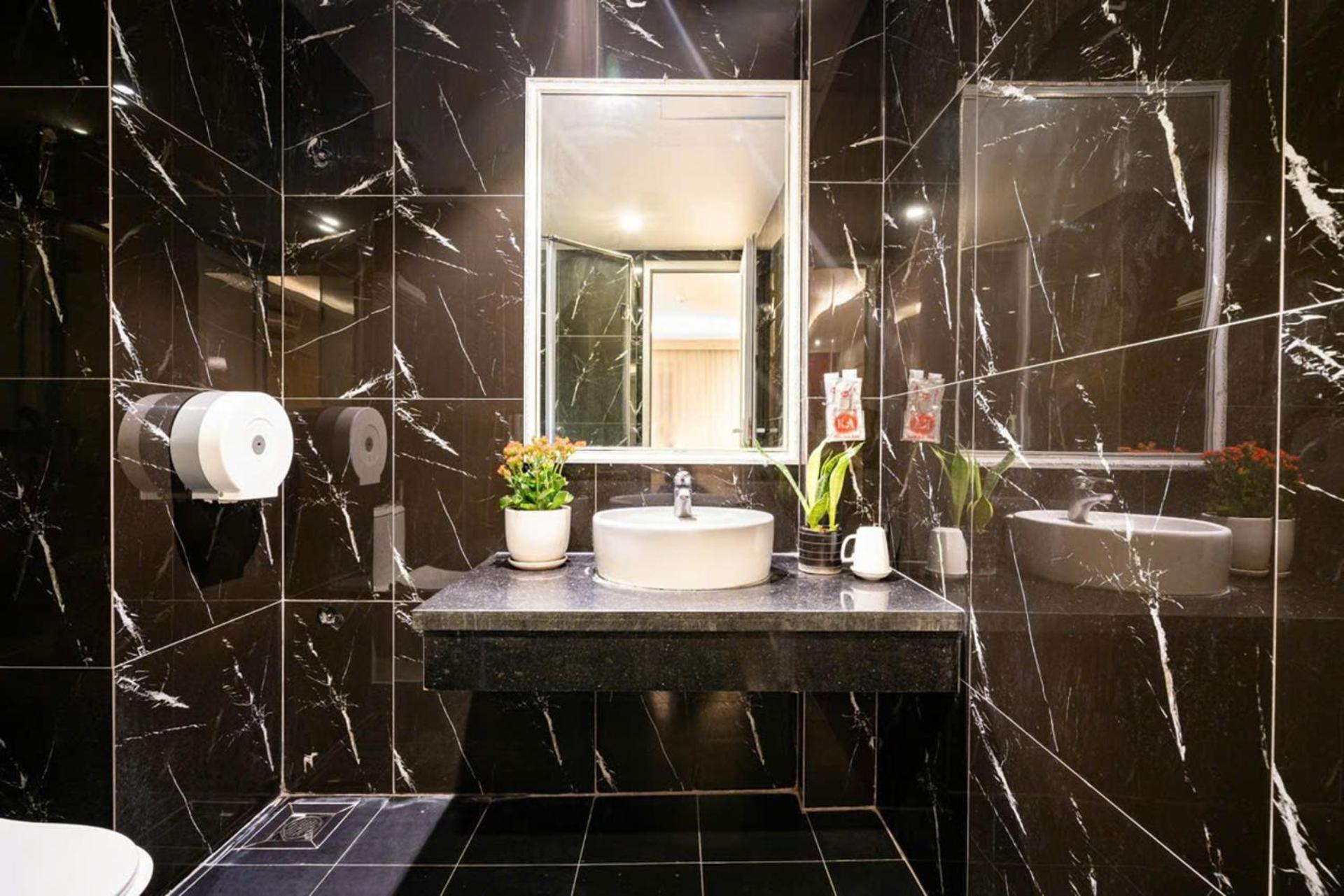 Kieu Anh Hotel Ha Noi Hanoi Exteriör bild